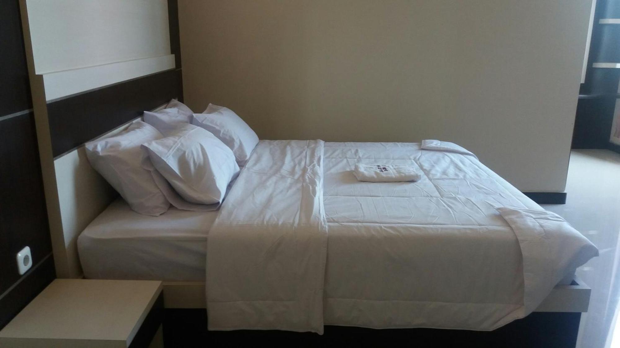 Galaxy Inn Baubau Buitenkant foto